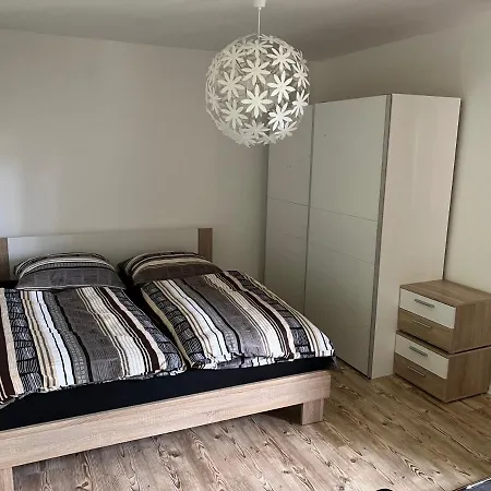 Appartamento Familienfreundliche Business Und Ferienwohnung *